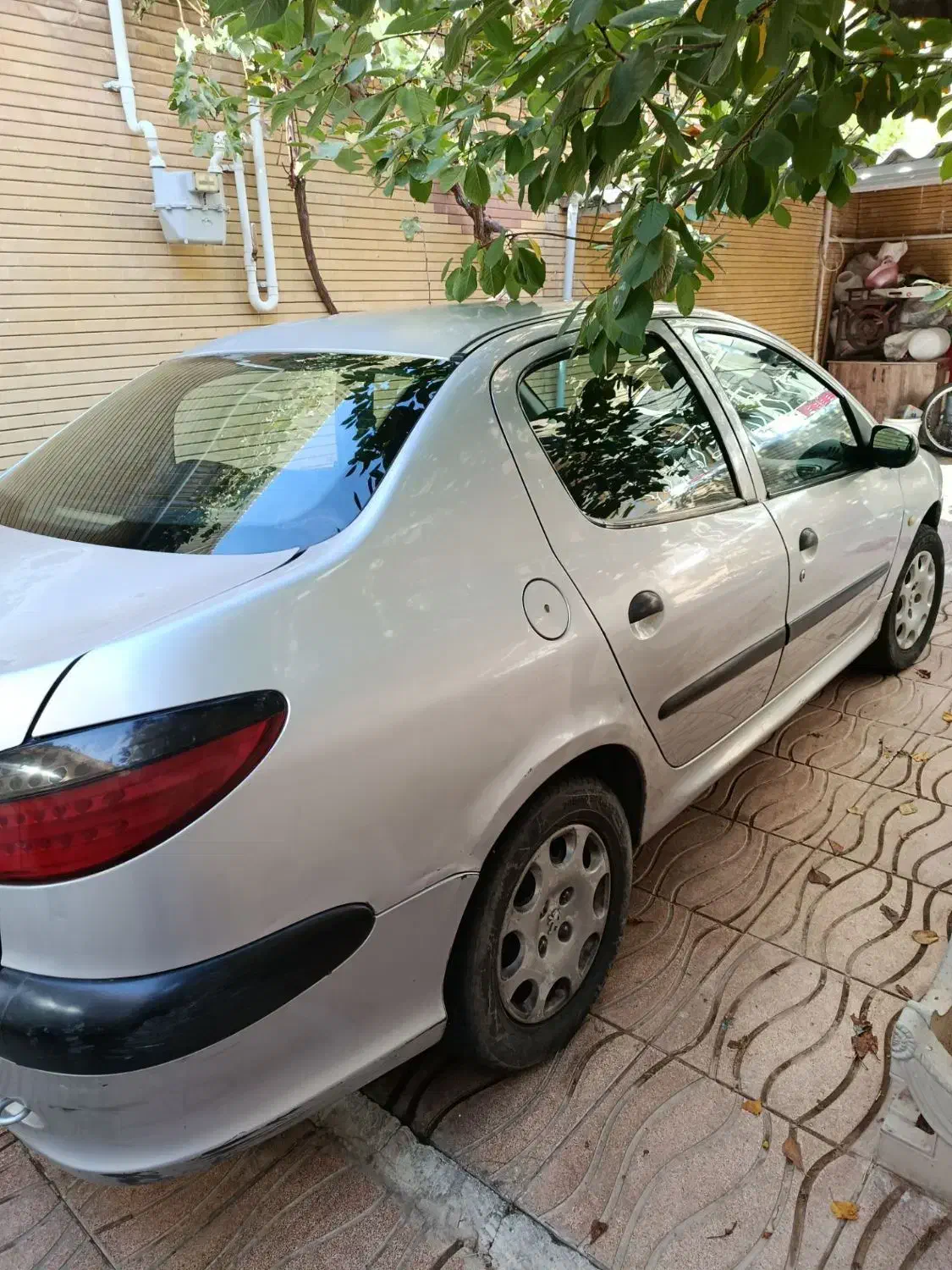 پژو ۲۰۶ صندوق دار v8 - 1385