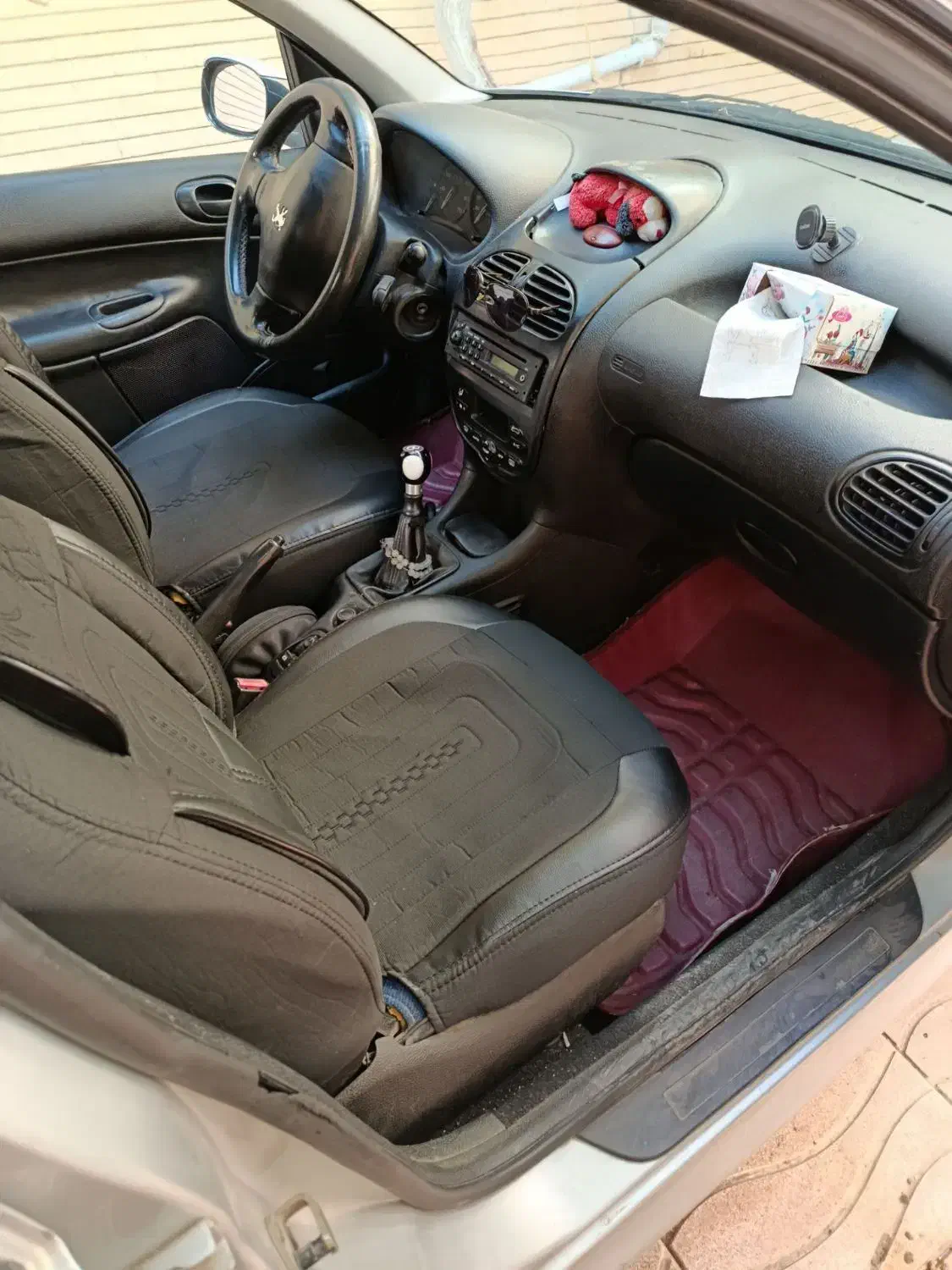 پژو ۲۰۶ صندوق دار v8 - 1385