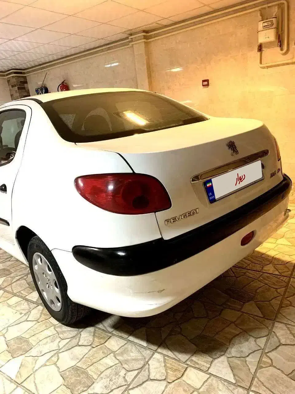 پژو ۲۰۶ صندوق دار v8 - 1395