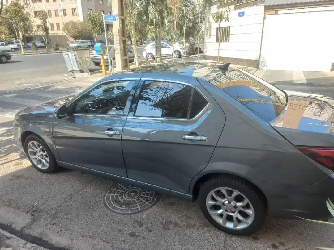 دنا پلاس توربو اتوماتیک - 1401