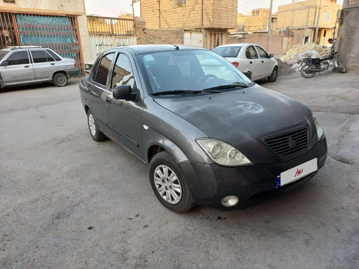 تیبا صندوق دار EX - 1394