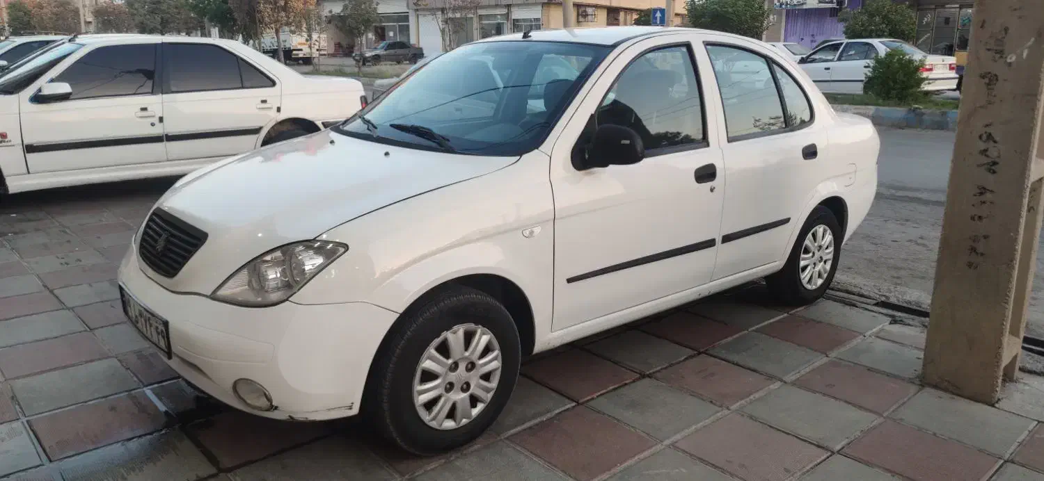 تیبا صندوق دار SX - 1401