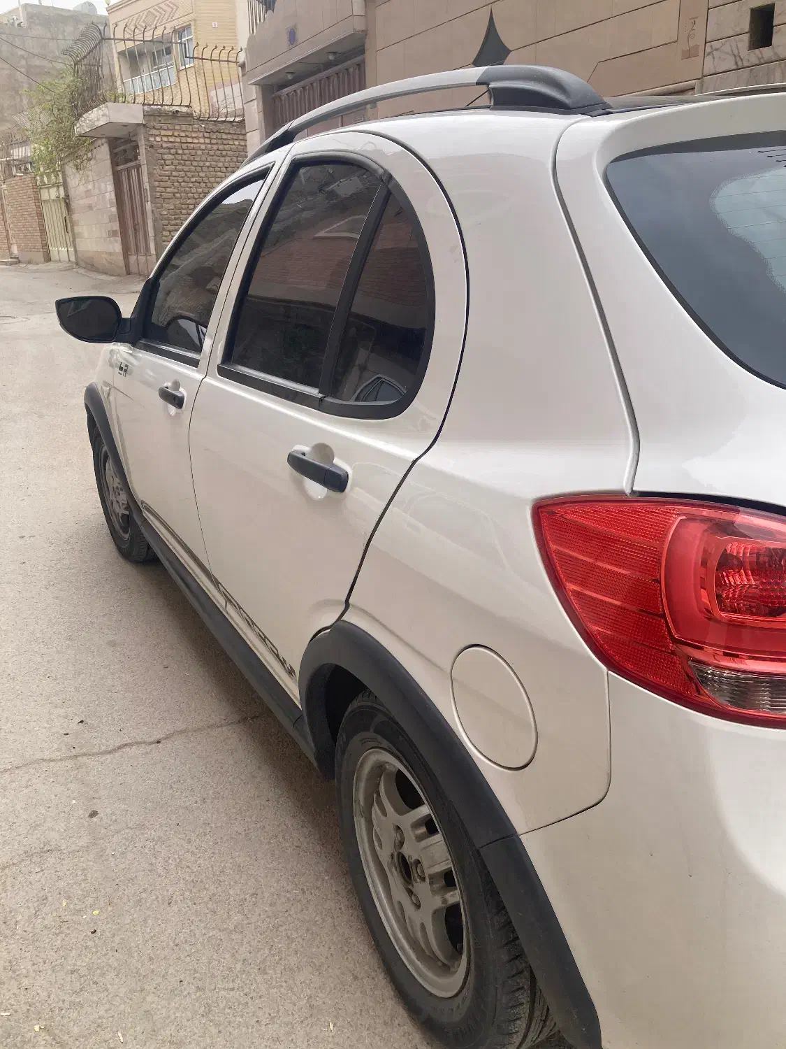 کوییک R دنده‌ای - 1400