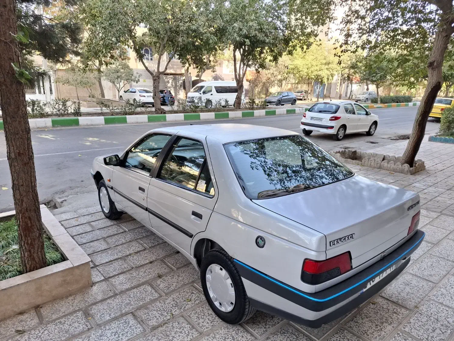 پژو 405 GLX - 1389