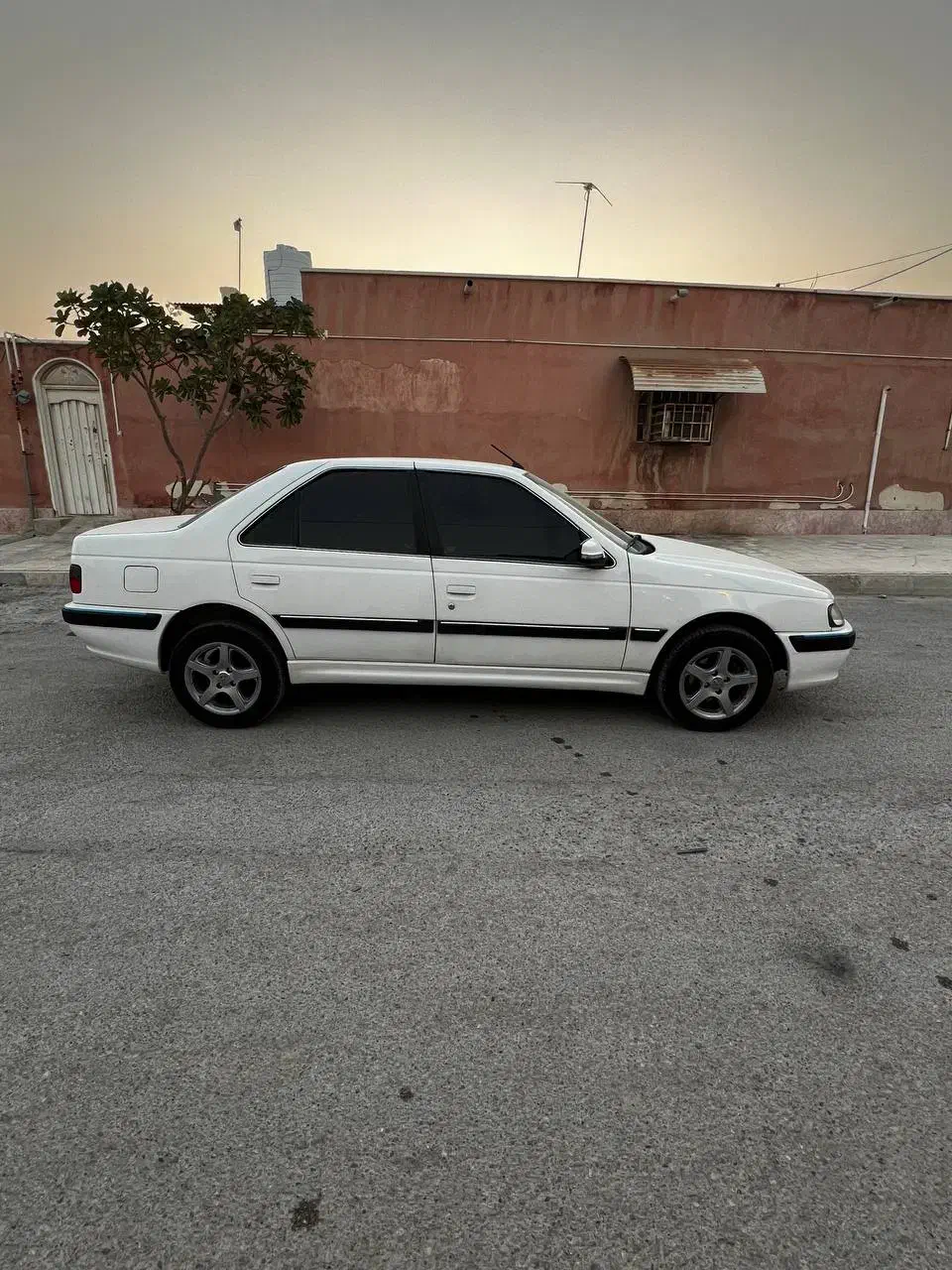 پژو پارس ELX-XU7P سفارشی - 1402