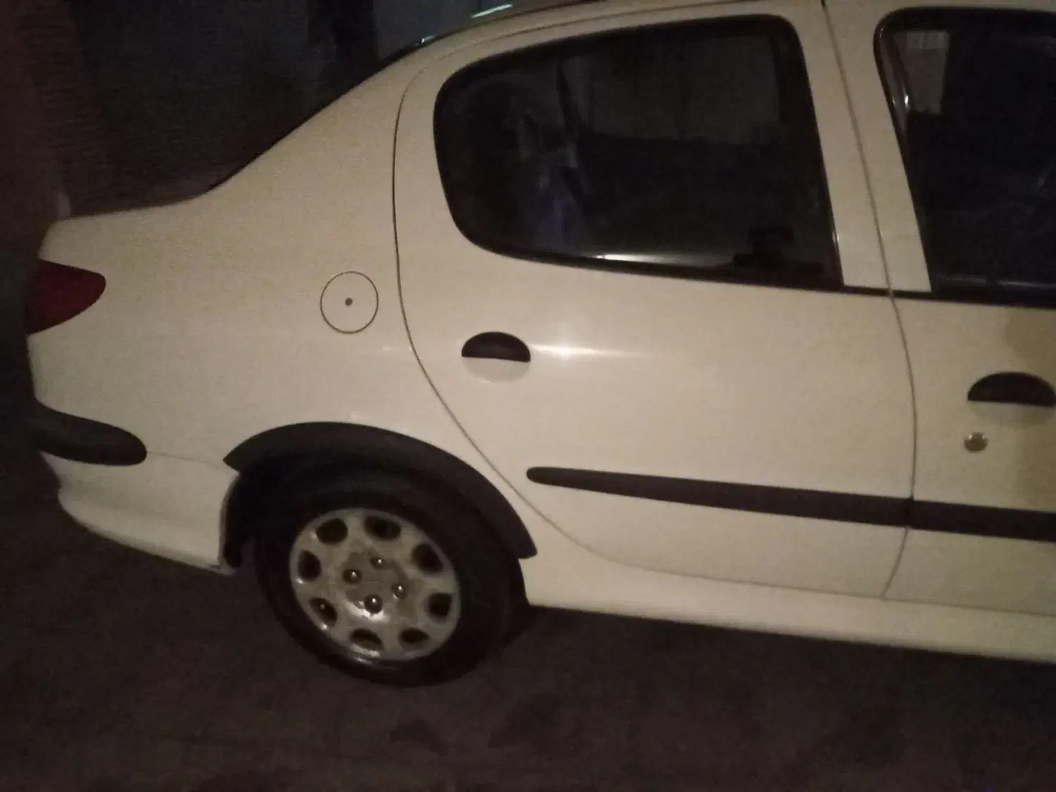 پژو ۲۰۶ صندوق دار v8 - 1396