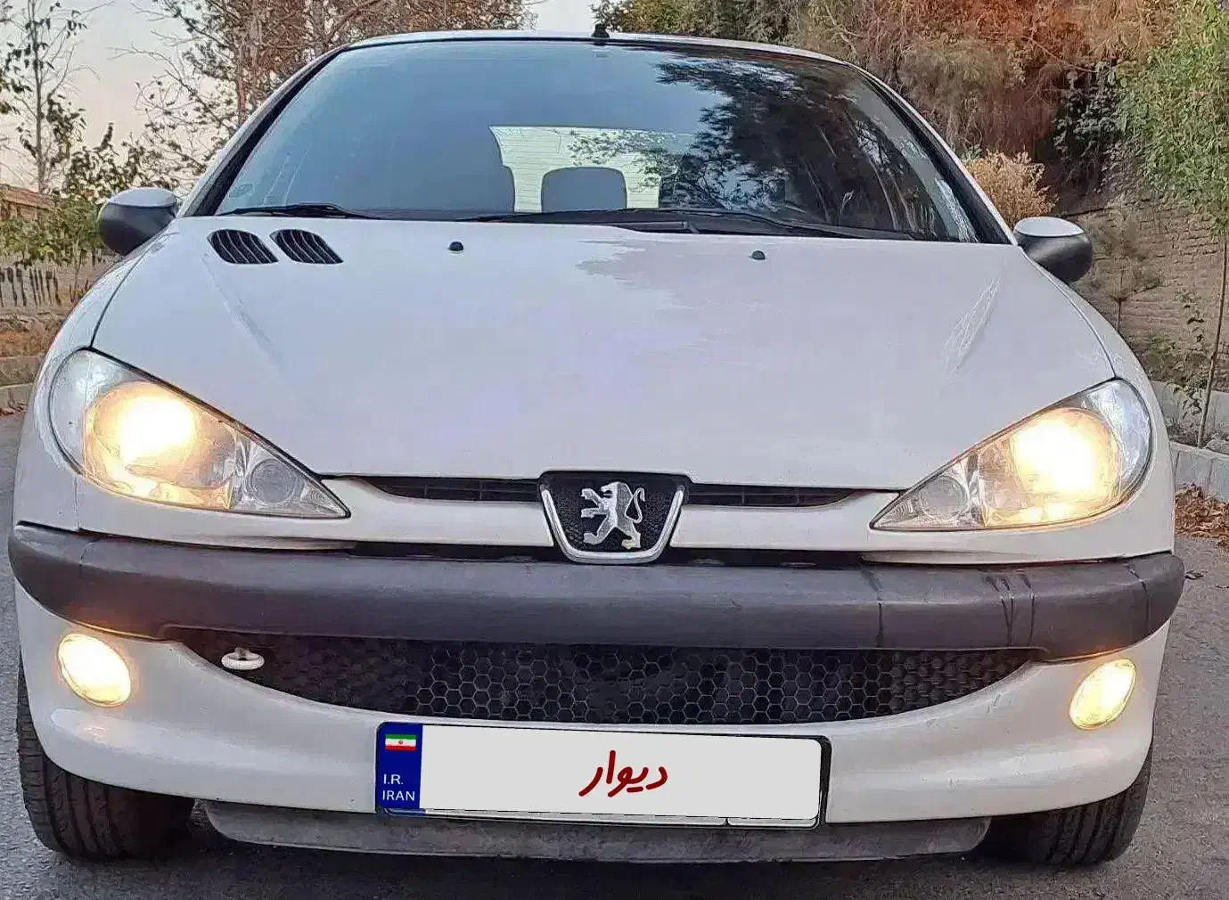 پژو ۲۰۶ صندوق دار v8 - 1396