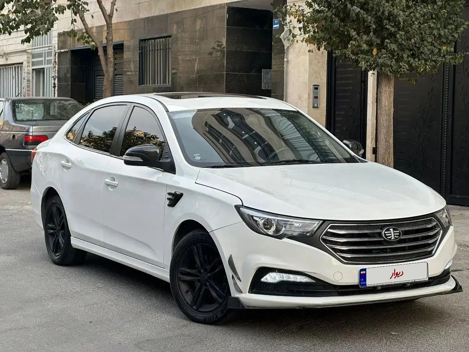 خودرو بسترن، B30 آگهی ann_20787702