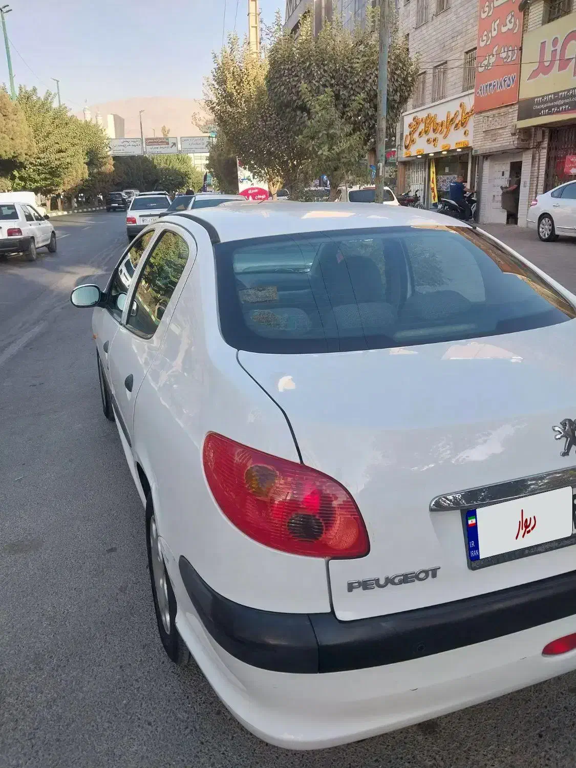 پژو ۲۰۶ صندوق دار v8 - 1394