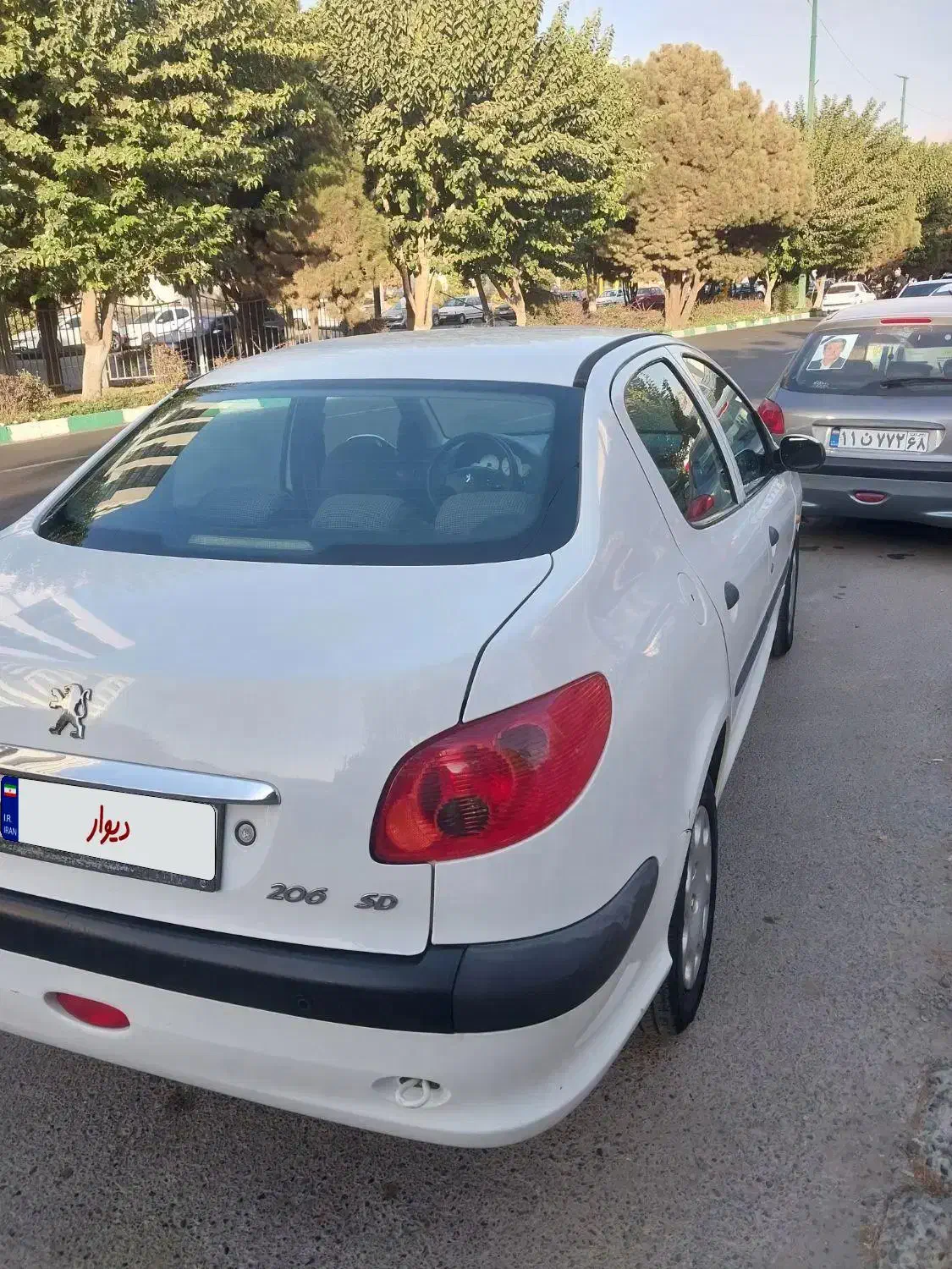 پژو ۲۰۶ صندوق دار v8 - 1394