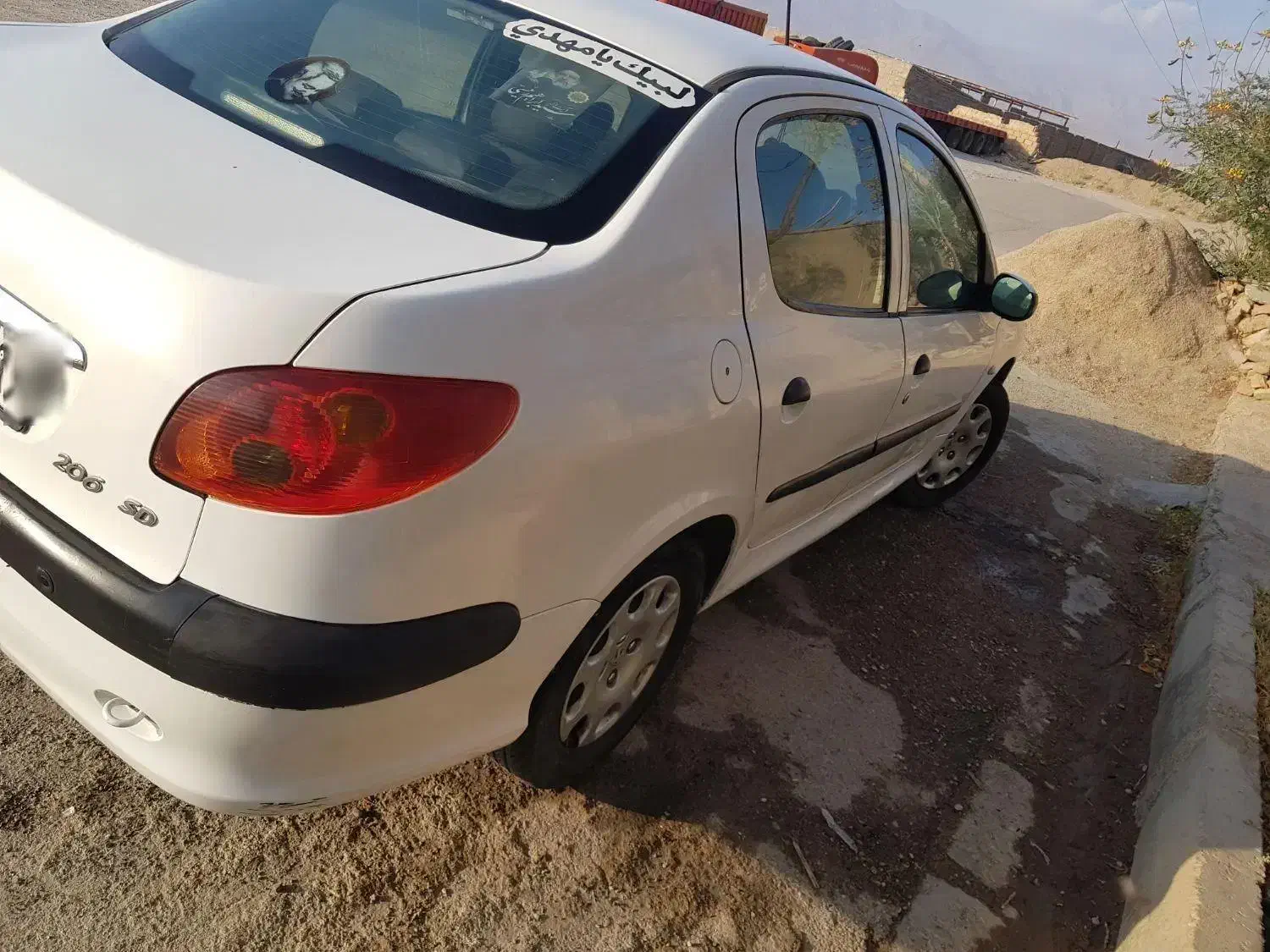 پژو ۲۰۶ صندوق دار v8 - 1393