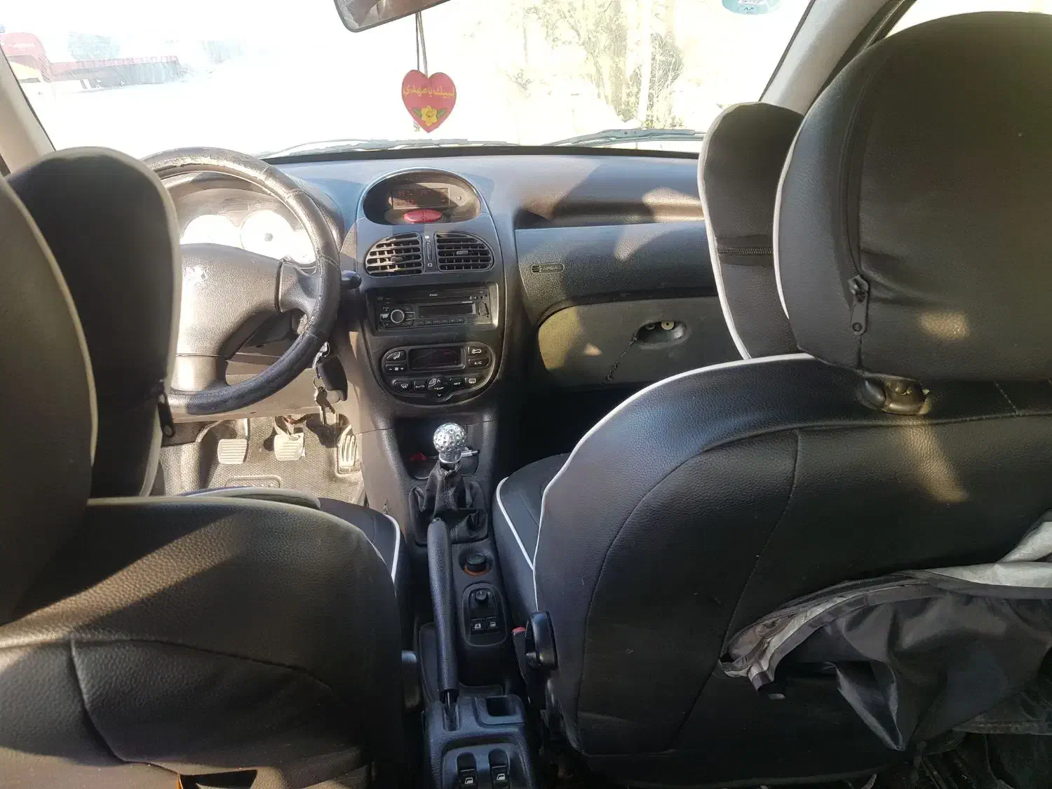 پژو ۲۰۶ صندوق دار v8 - 1393