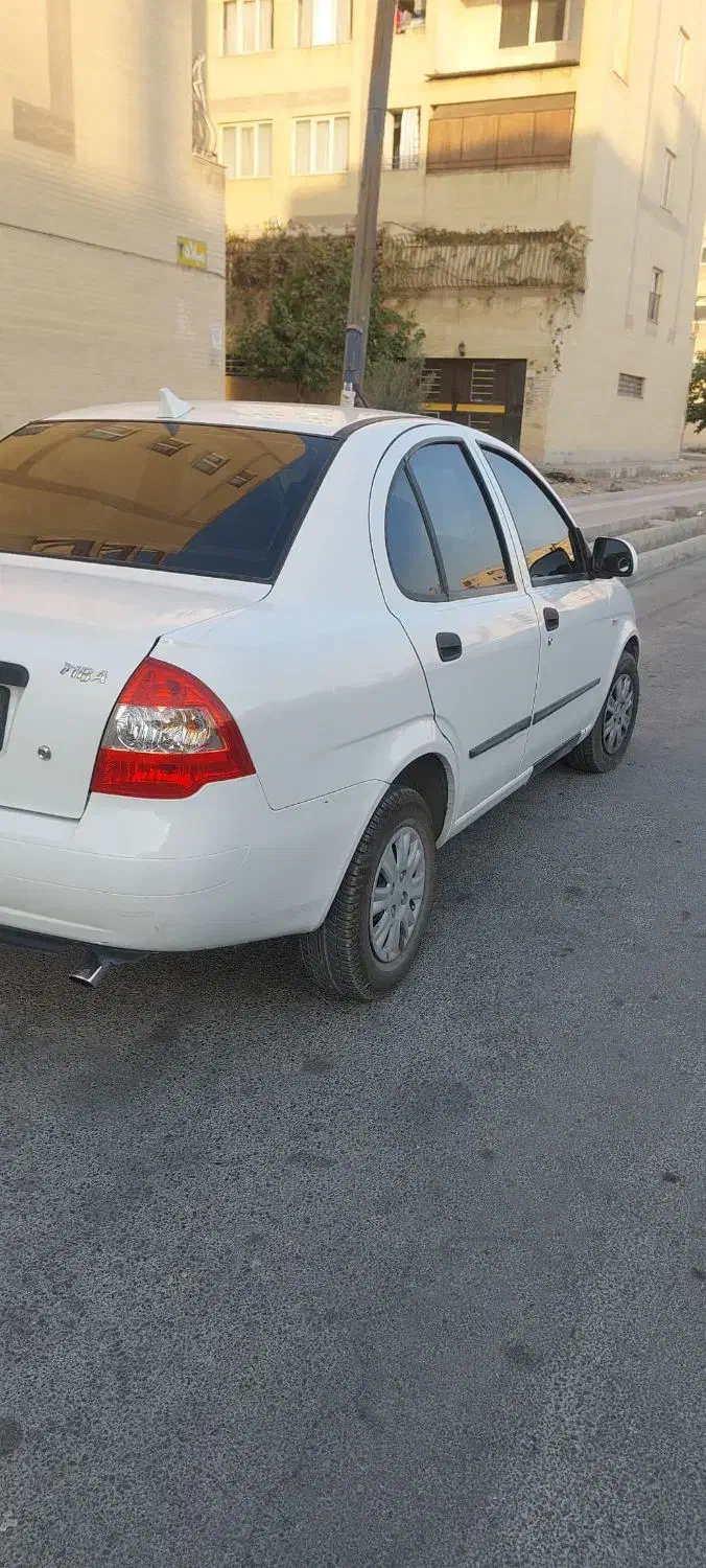 تیبا صندوق دار EX - 1401