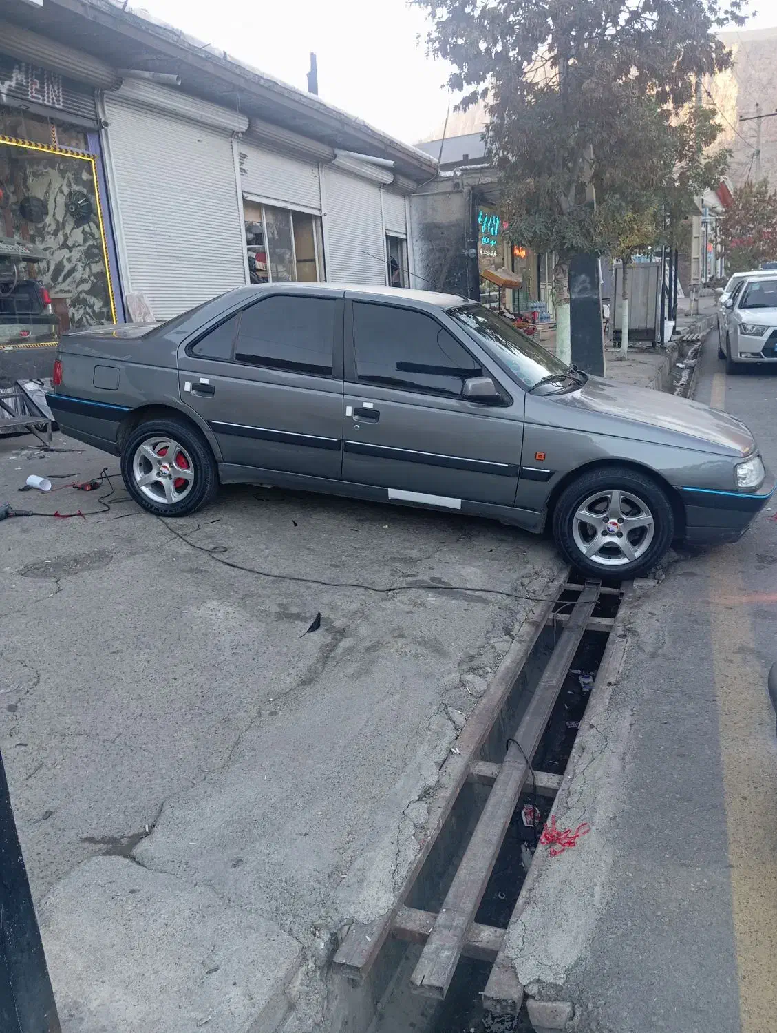پژو 405 SLX بنزینی TU5 - 1392