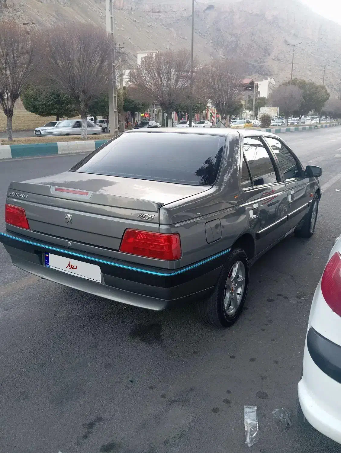 پژو 405 SLX بنزینی TU5 - 1392