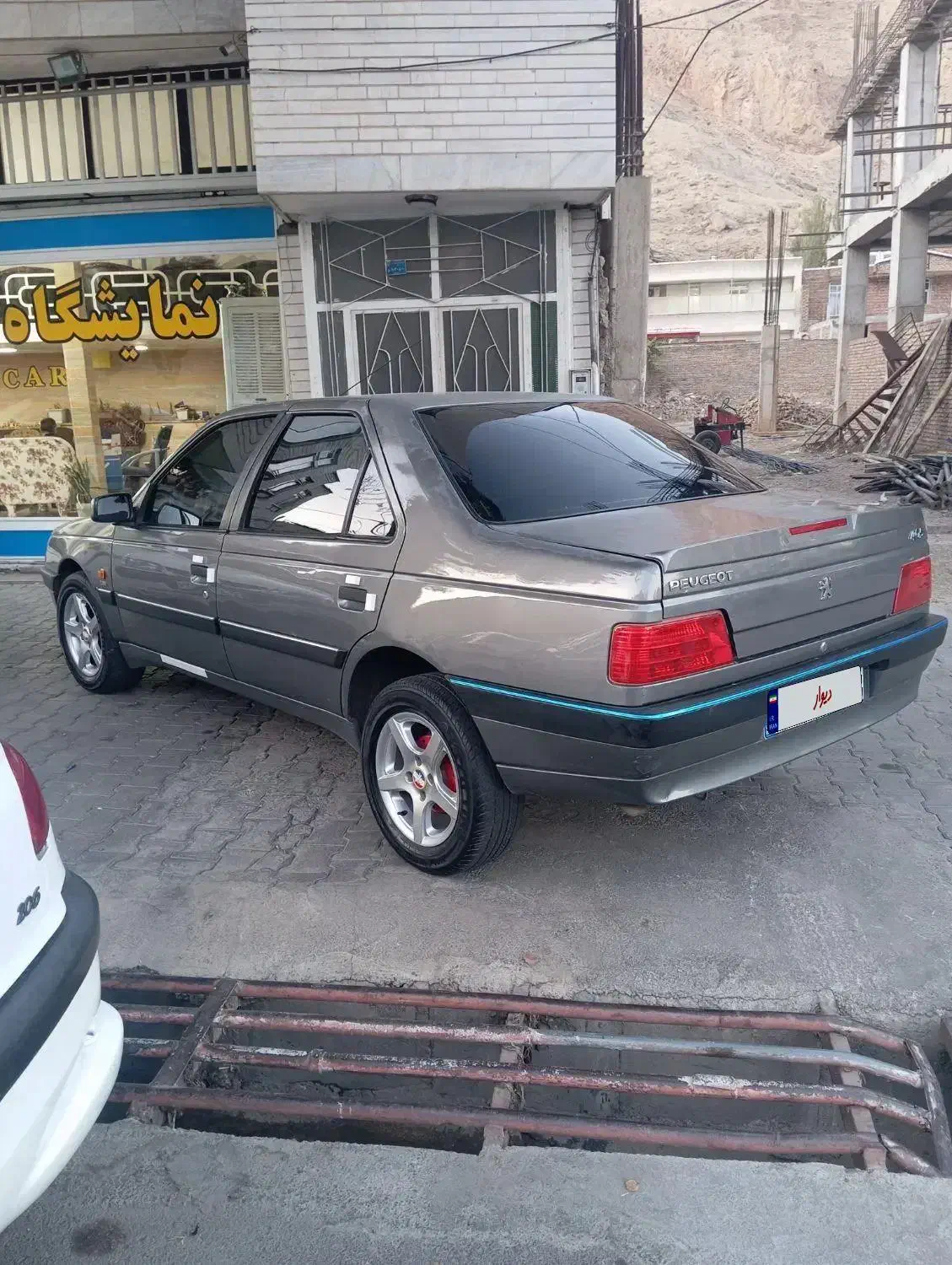 پژو 405 SLX بنزینی TU5 - 1392