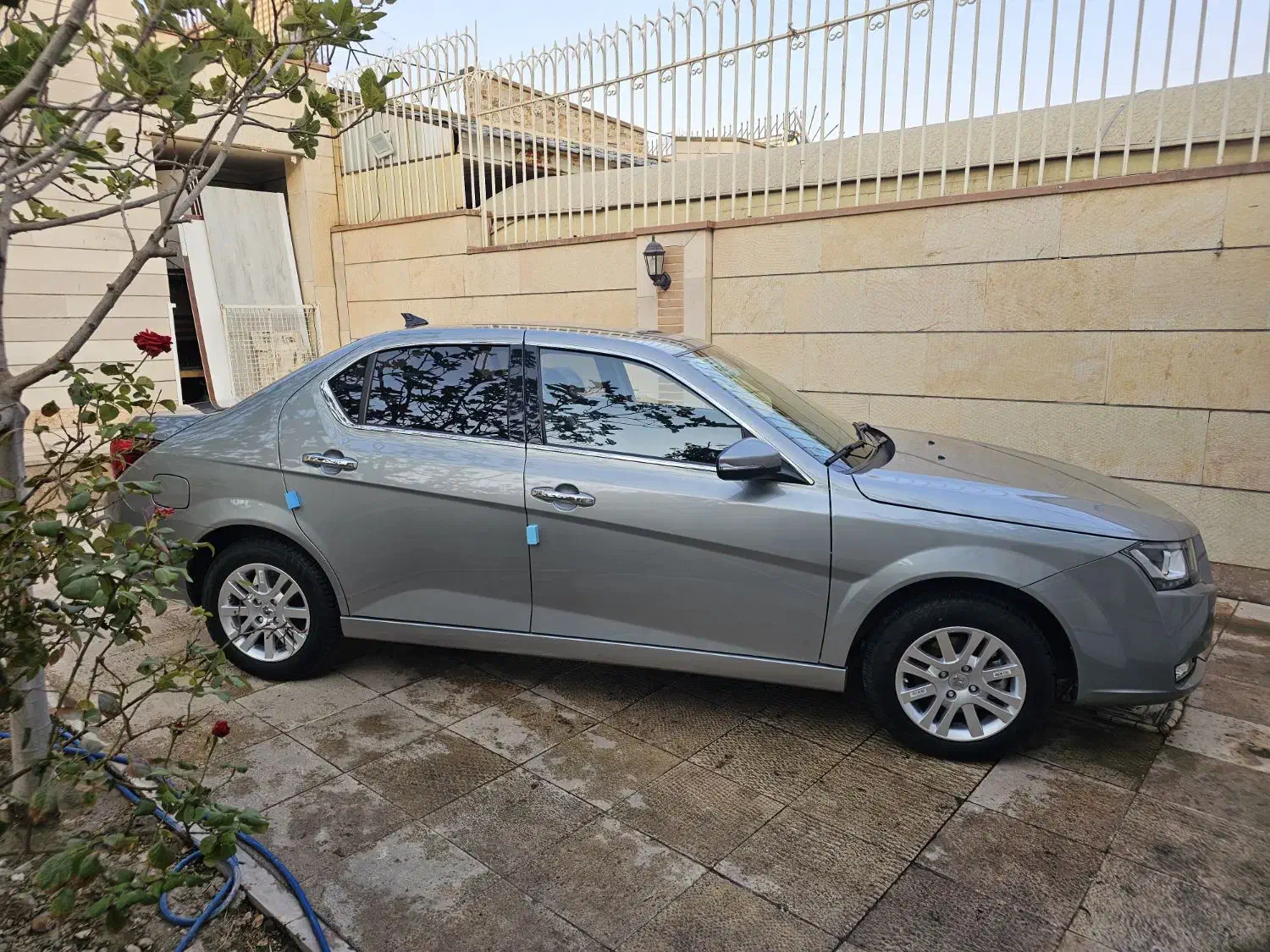 دنا پلاس ۶ دنده EF7p - 1403