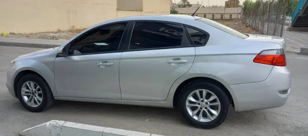 برلیانس H330 دنده‌ای 1500 - 1396