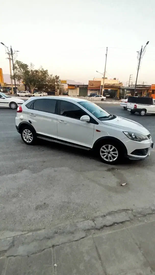 خودرو ام وی ام، 315 هاچ بک آگهی ann_20790243