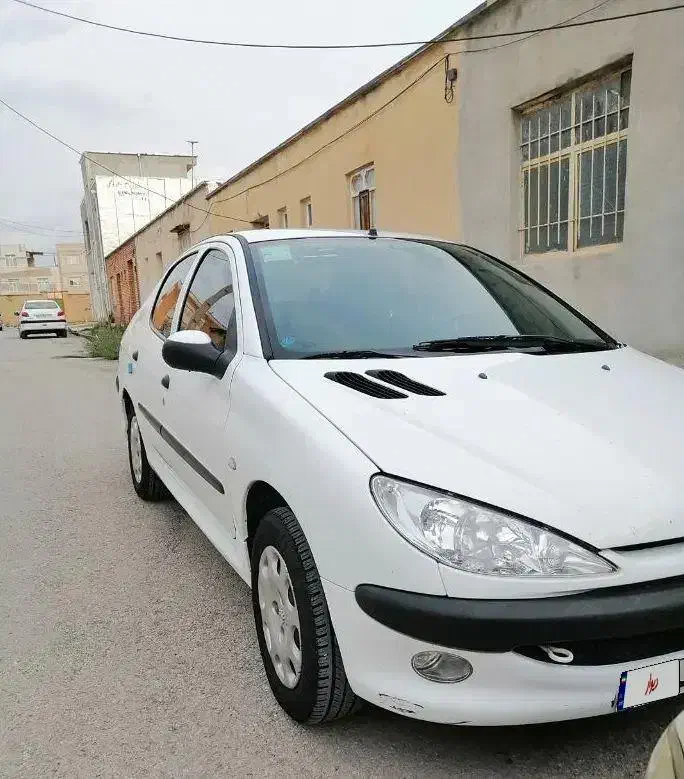 پژو ۲۰۶ صندوق دار v8 - 1395
