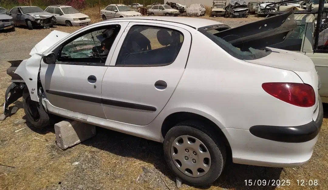 پژو ۲۰۶ صندوق دار v8 - 1398
