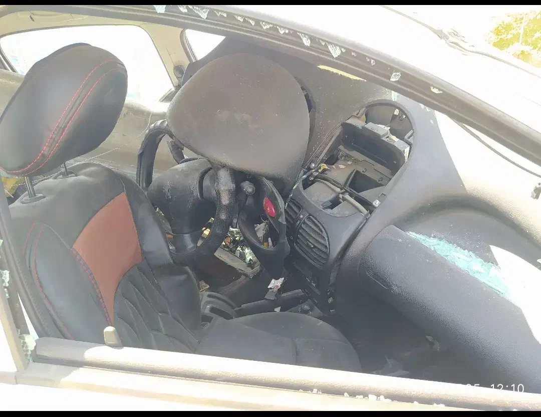 پژو ۲۰۶ صندوق دار v8 - 1398