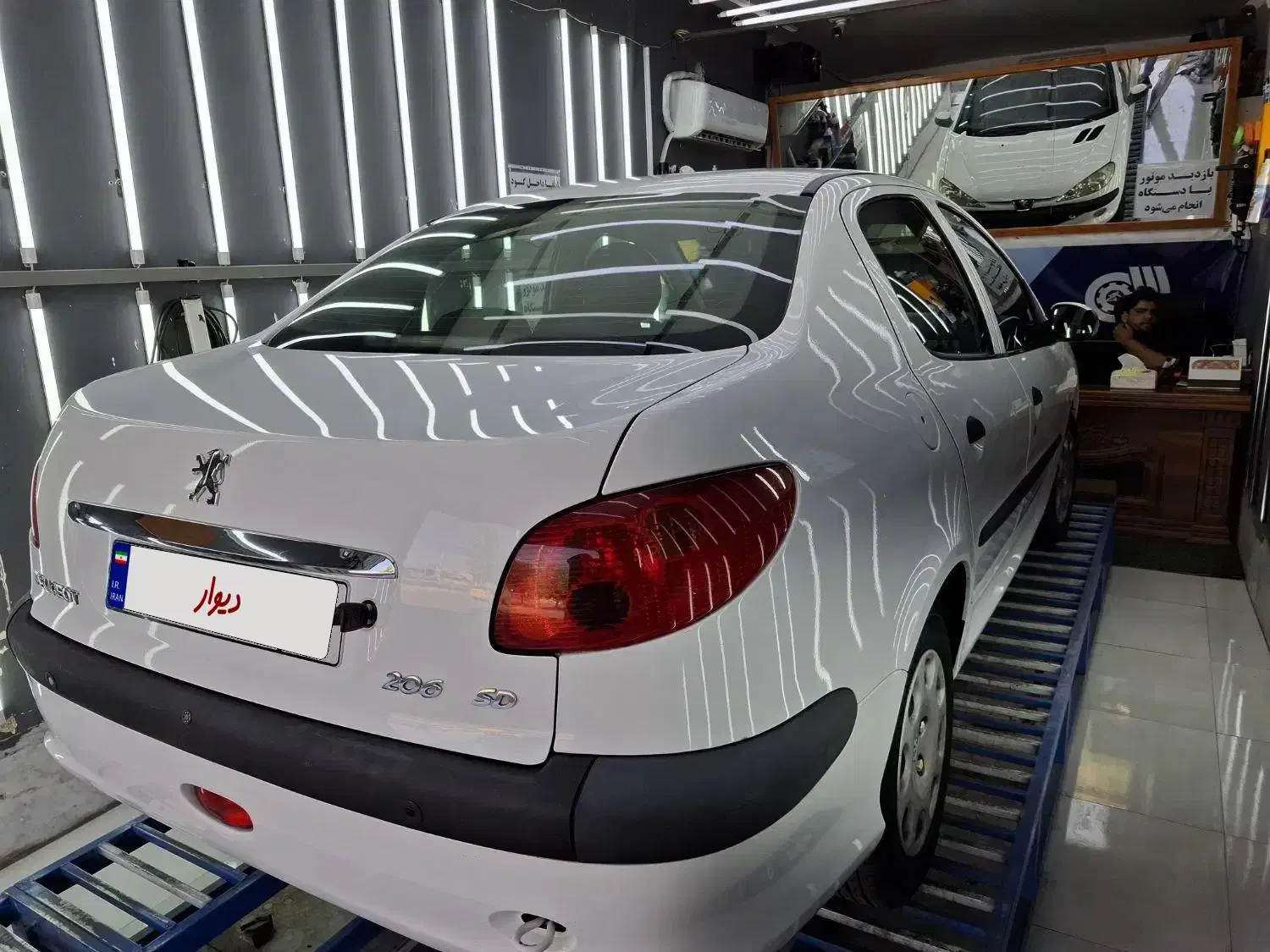 پژو ۲۰۶ صندوق دار v8 - 1395