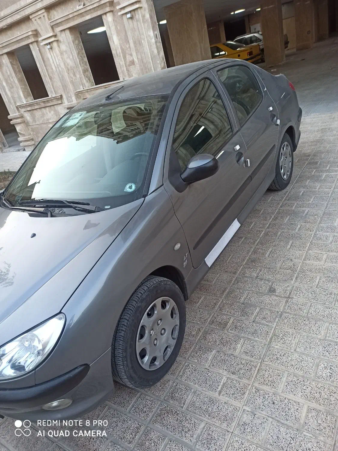 پژو ۲۰۶ صندوق دار v8 - 1397