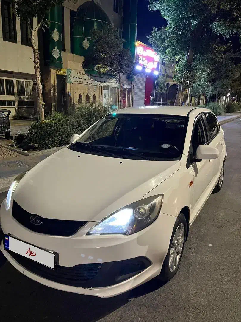 خودرو ام وی ام، 315 هاچ بک آگهی ann_20790625