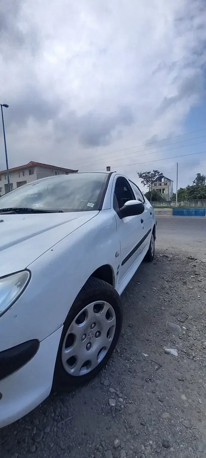 پژو ۲۰۶ صندوق دار v8 - 1394