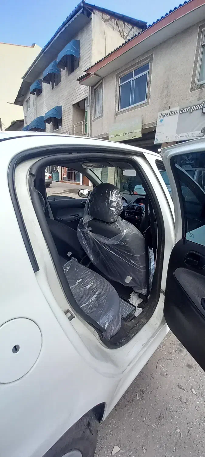 پژو ۲۰۶ صندوق دار v8 - 1394