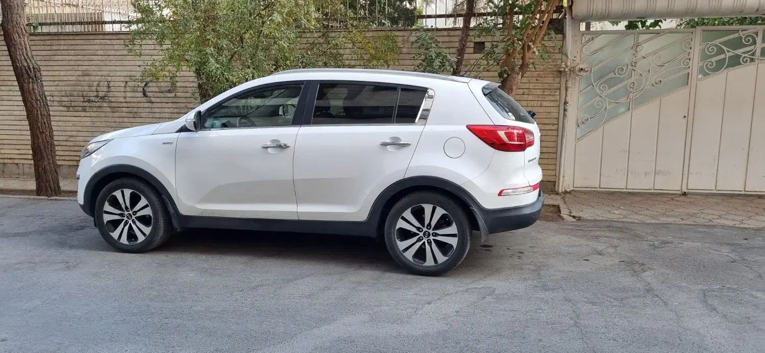 کیا اسپورتیج توربو 2000cc - 2012