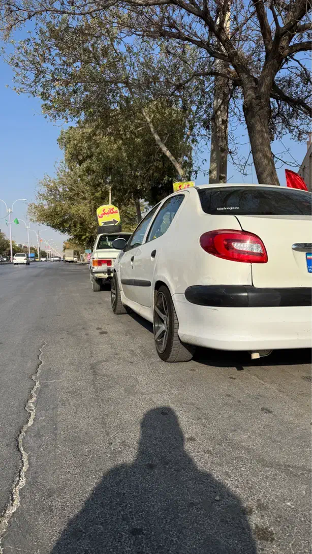 پژو ۲۰۶ صندوق دار v20 - 1389