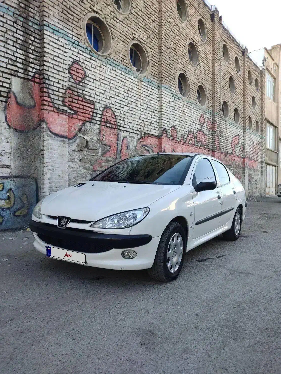 پژو ۲۰۶ صندوق دار v8 - 1391
