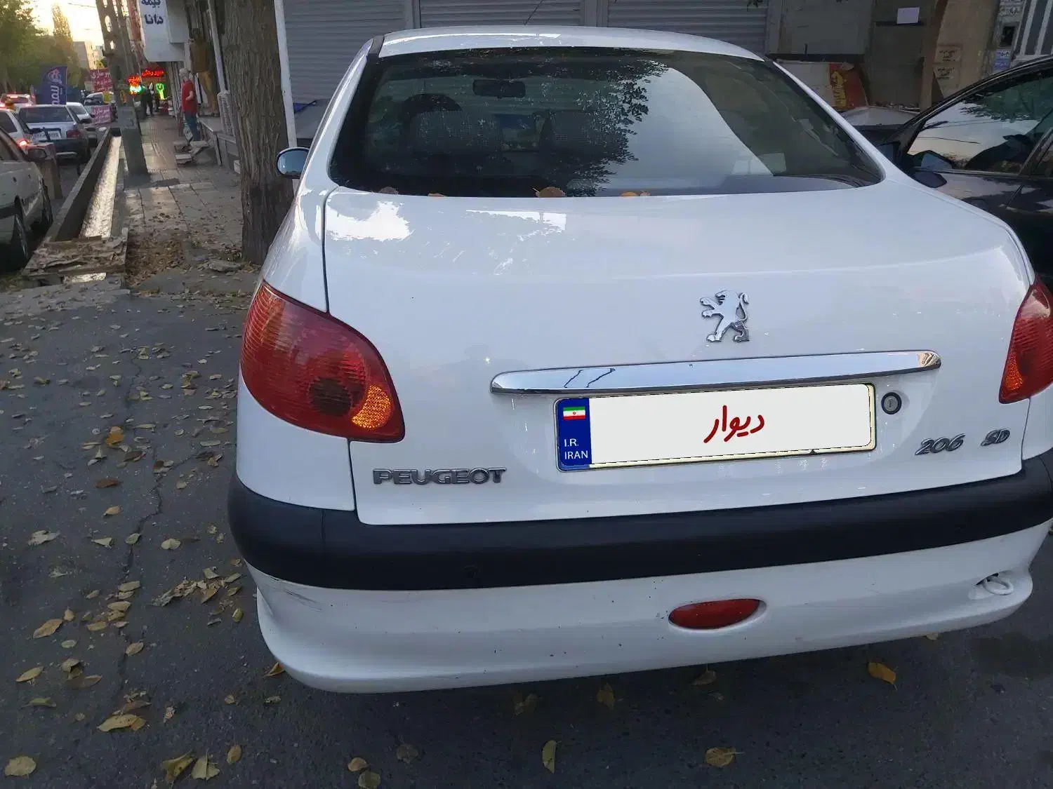 پژو ۲۰۶ صندوق دار v8 - 1393