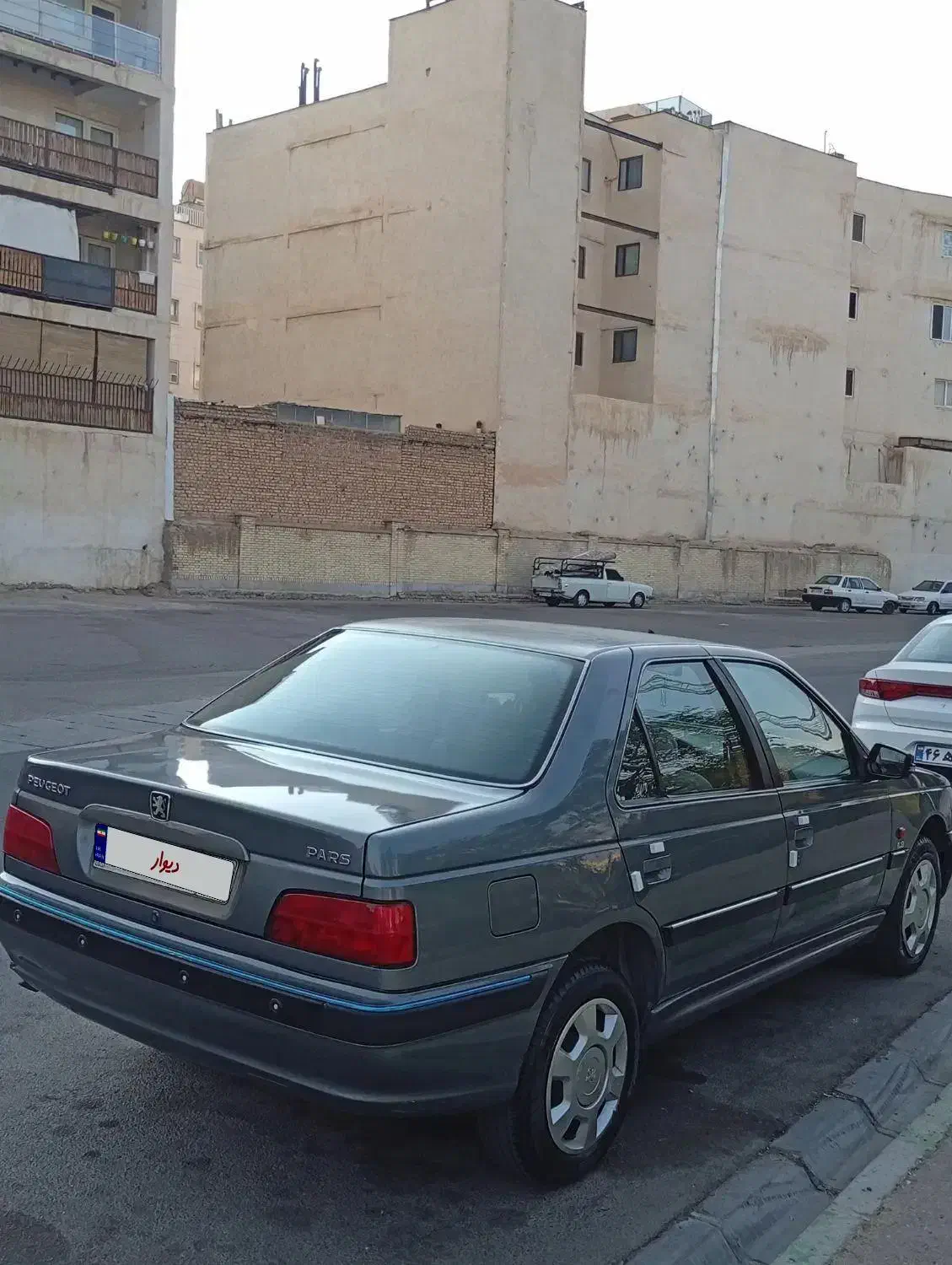 پژو پارس سال - 1389