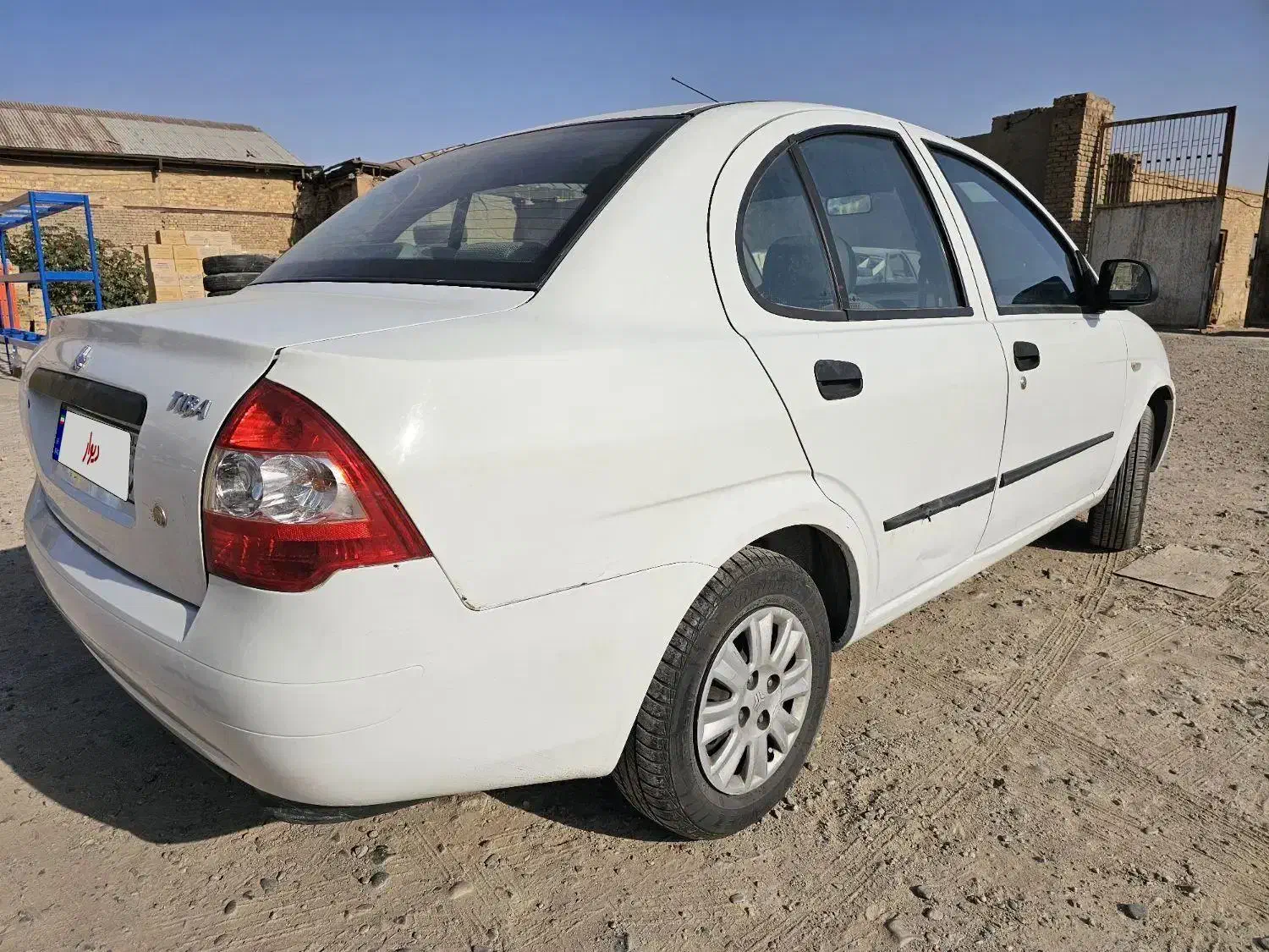 تیبا صندوق دار SX - 1399