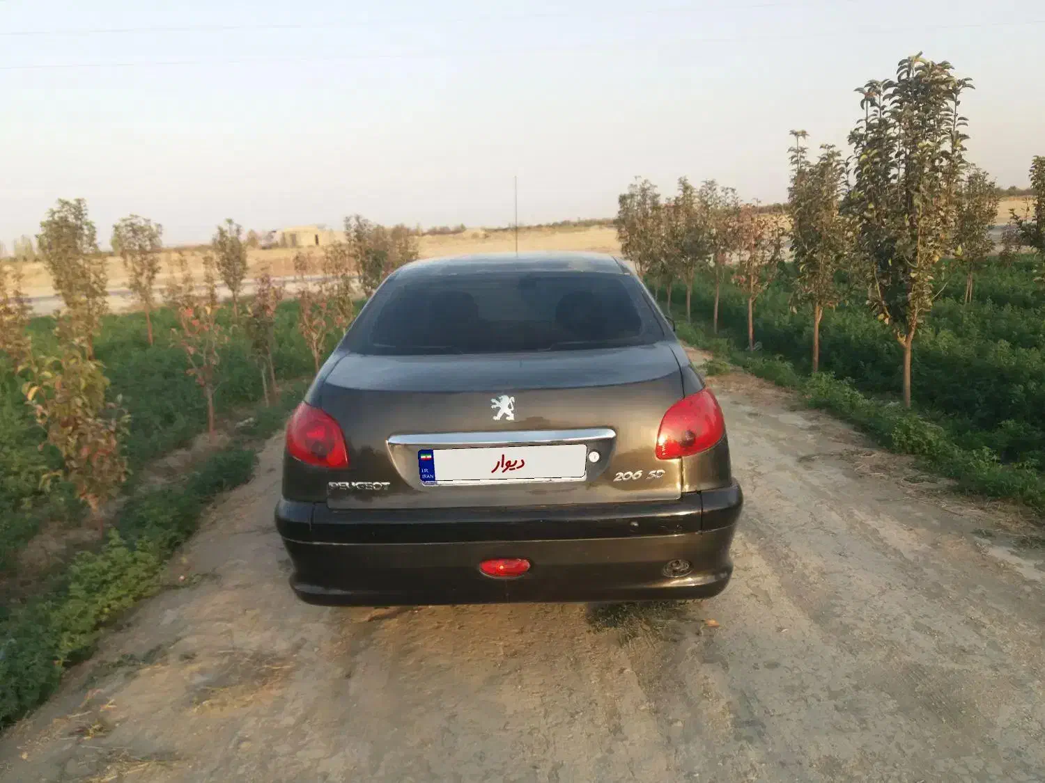 پژو ۲۰۶ صندوق دار v8 - 1386