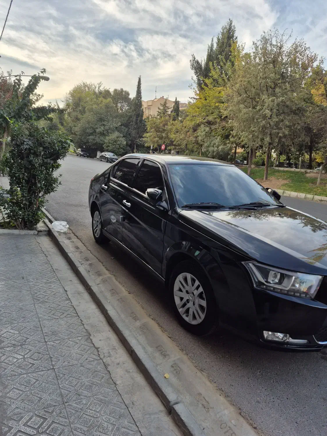 دنا پلاس ۵ دنده EF7 - 1401