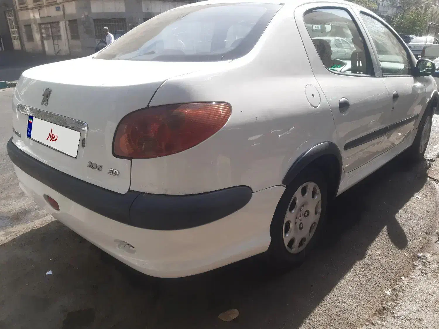 پژو ۲۰۶ صندوق دار v8 - 1391