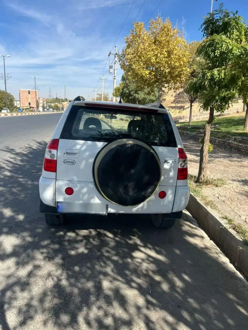 ام وی ام X33 دنده‌ای ساده - 1393