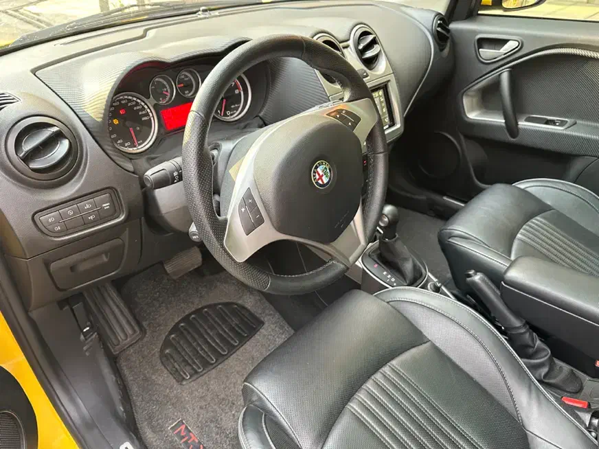 آلفارومئو میتو فول - 2012