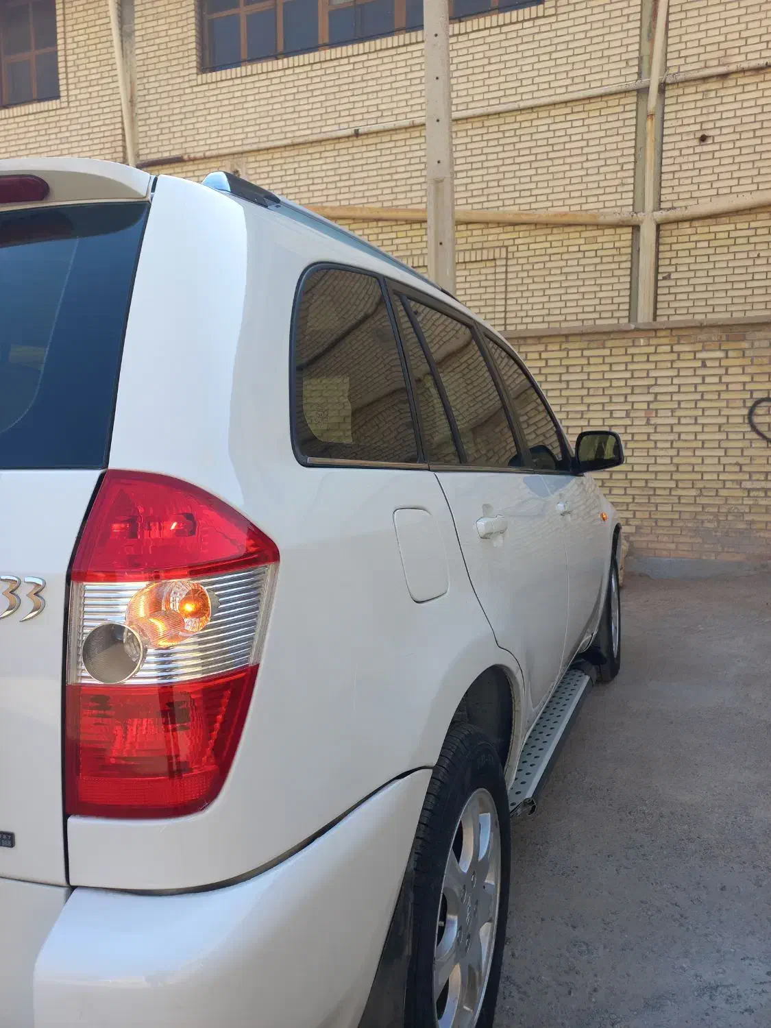 ام وی ام X33 دنده‌ای ساده - 1391