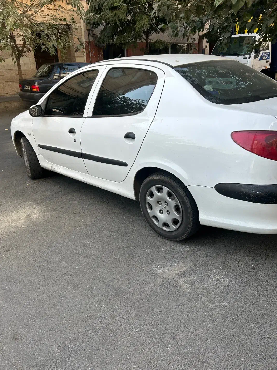 پژو ۲۰۶ صندوق دار v8 - 1393