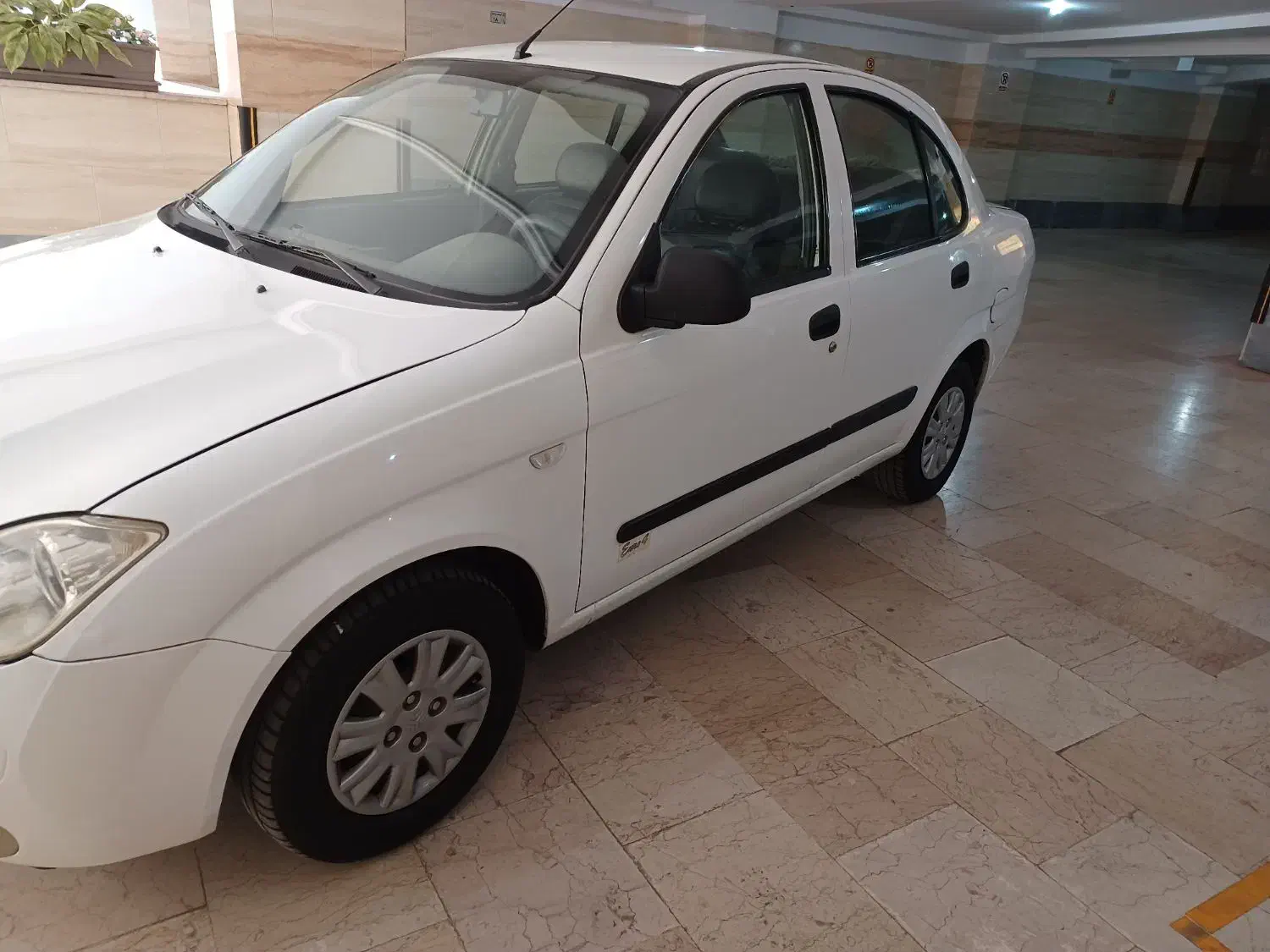 تیبا صندوق دار SX - 1393