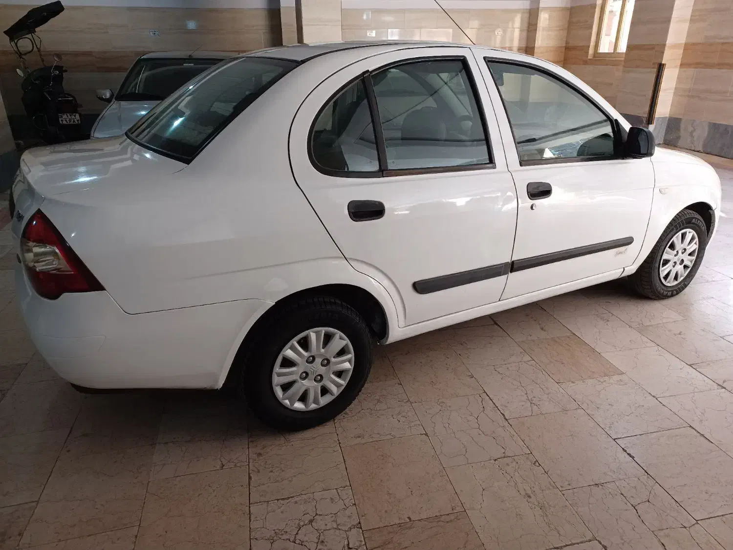 تیبا صندوق دار SX - 1393