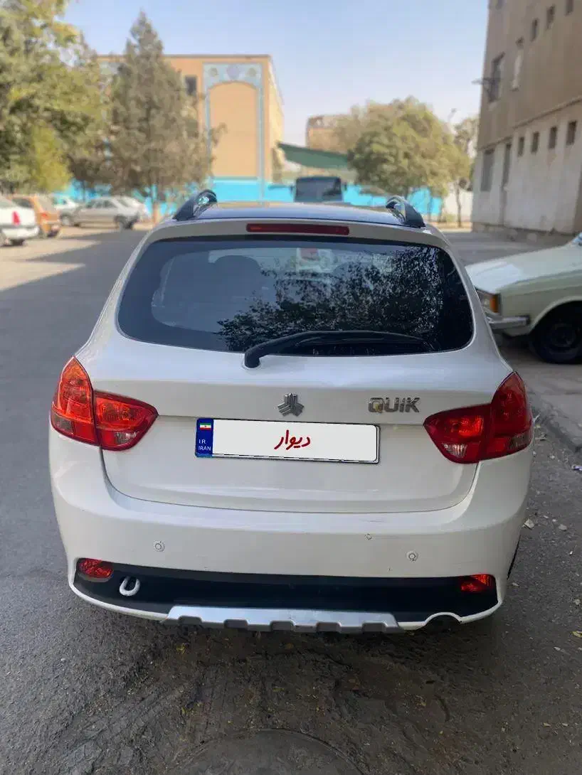 کوییک R دنده‌ای - 1399