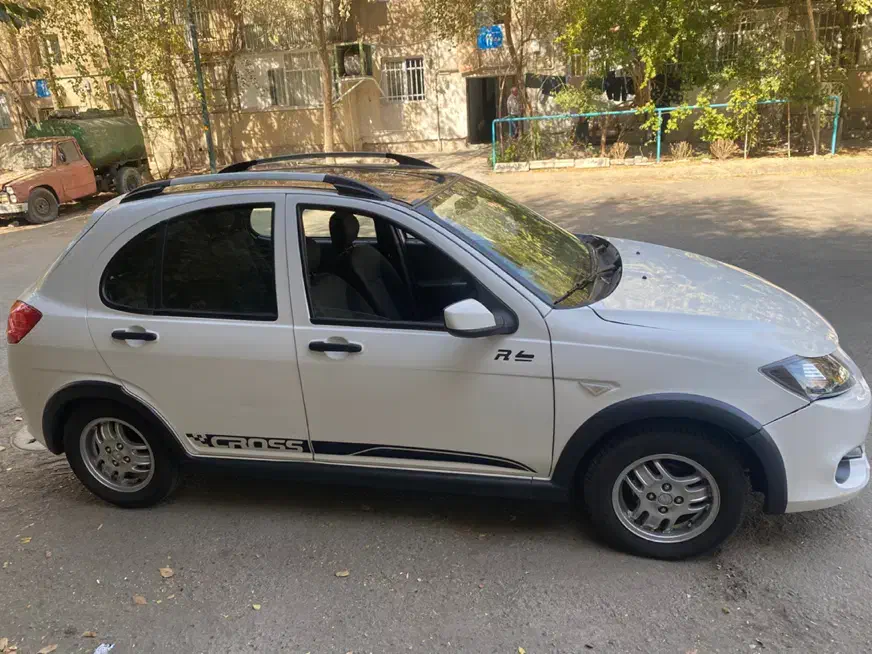 کوییک R دنده‌ای - 1399