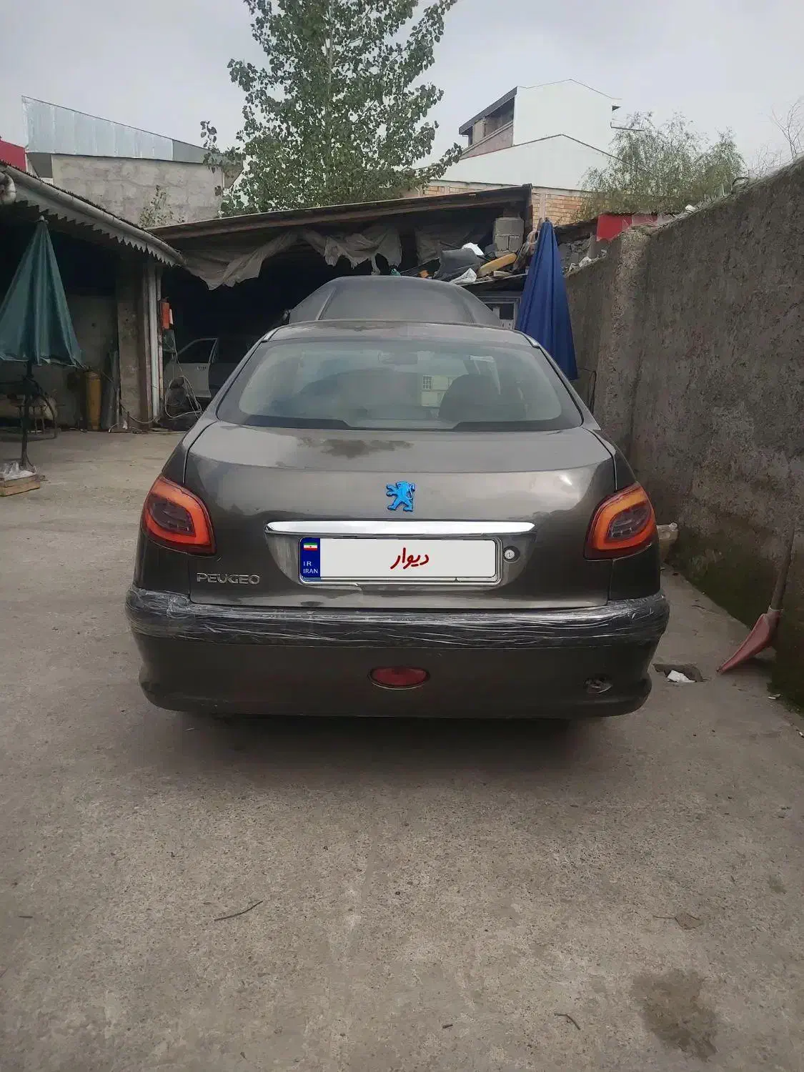 پژو ۲۰۶ صندوق دار v8 - 1386