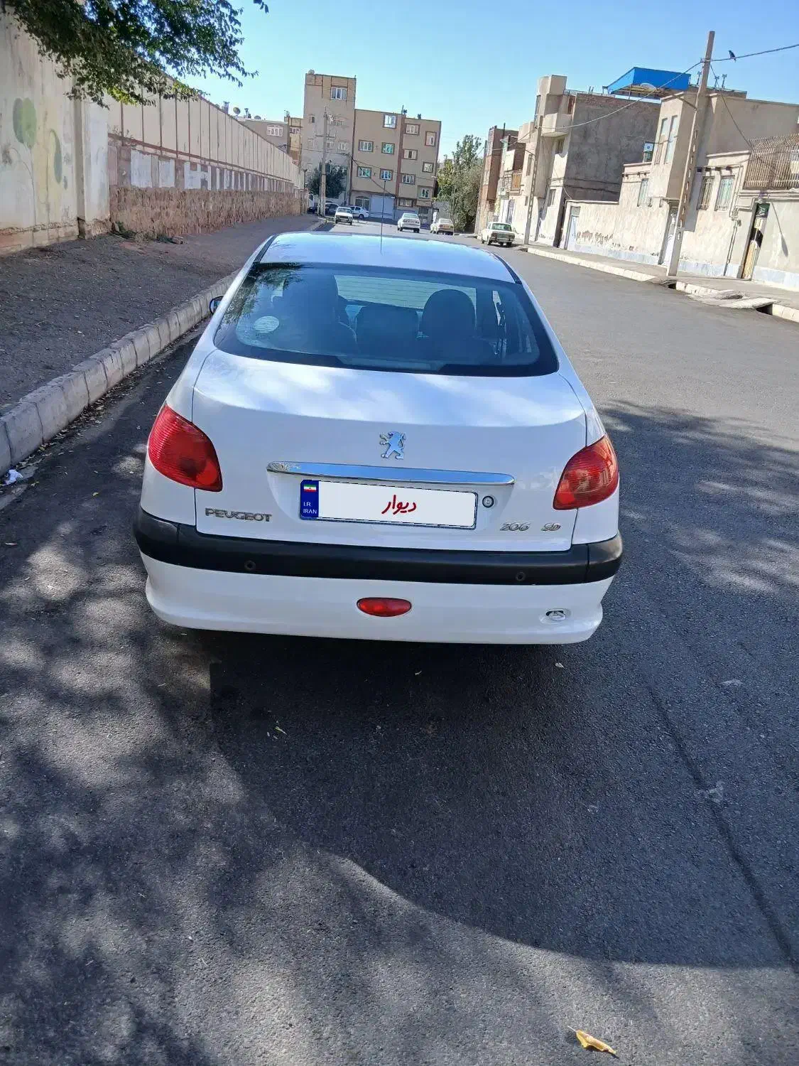 پژو ۲۰۶ صندوق دار v8 - 1398